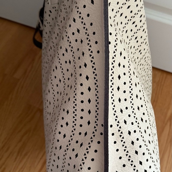 Street Level Beige Perforated Tote - Picture 6 of 9